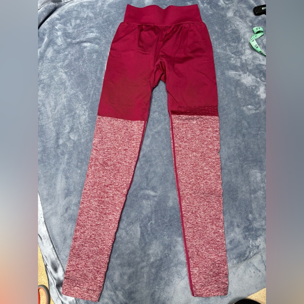GymShark Two-Tone Leggings - Red and Pink